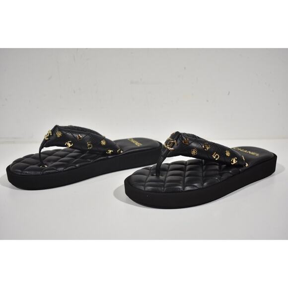 Chanel 23P Black Quilted Charms Padded Pool Thong Logo Slide Flat Sandal 37.5 - Picture 11 of 12